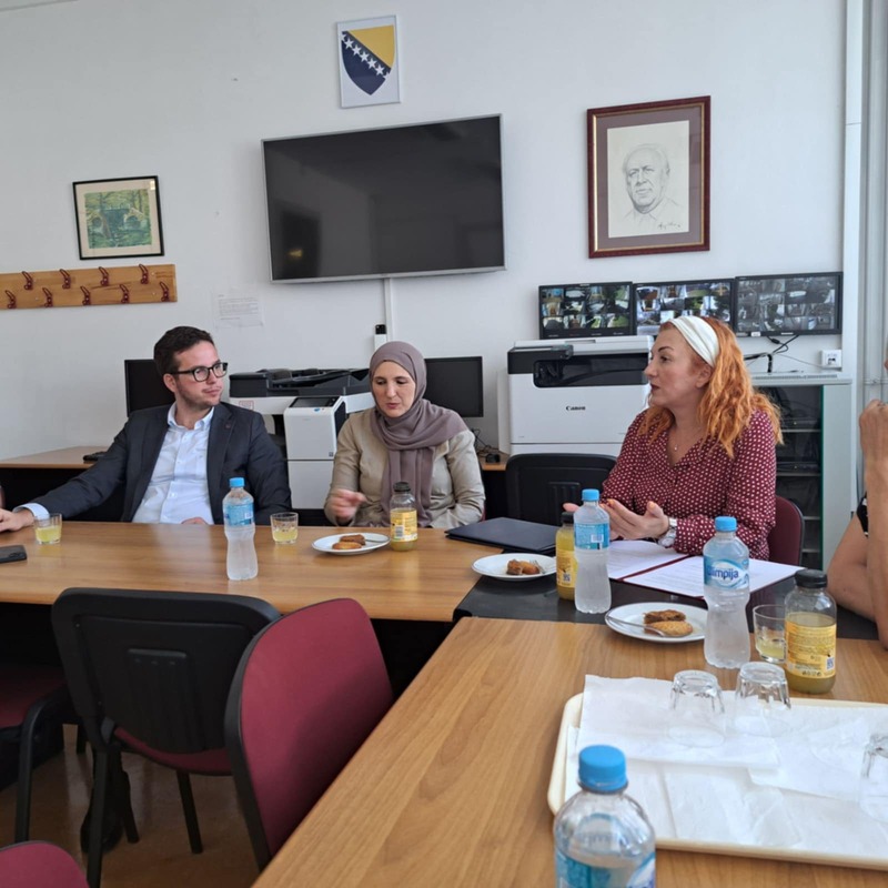 POSJETA MINISTRICE MINISTARSTVA ZA ODGOJ I OBRAZOVANJE I PREMIJERA VLADE KANTONA SARAJEVO